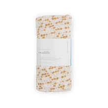 Load image into Gallery viewer, Cotton Muslin Swaddle - Honeycomb
