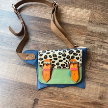 Load image into Gallery viewer, Alexis Print Belly Bag
