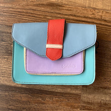 Load image into Gallery viewer, Grace Loop Reversible Basic Soruka Leather Handbag
